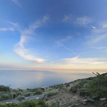 Il Nido Del Gabbiano 제노바