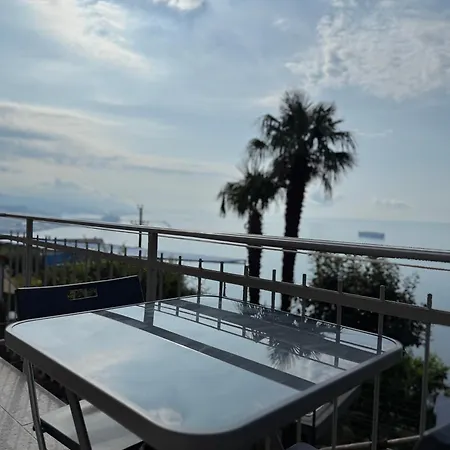 Il Nido Del Gabbiano 제노바